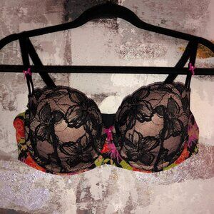 Victorias Secret Very Sexy Floral Lacey Balconnet Push Up Bra